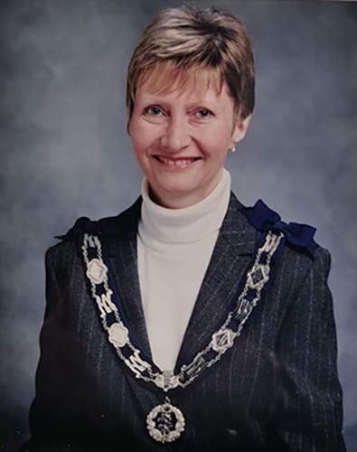 Female Locksmith and MLA president - Val Stokes