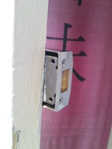Nightlatch Overlapping On Door