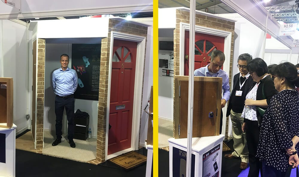 The Fin Lock - MLA Expo Stand with Tim Finn